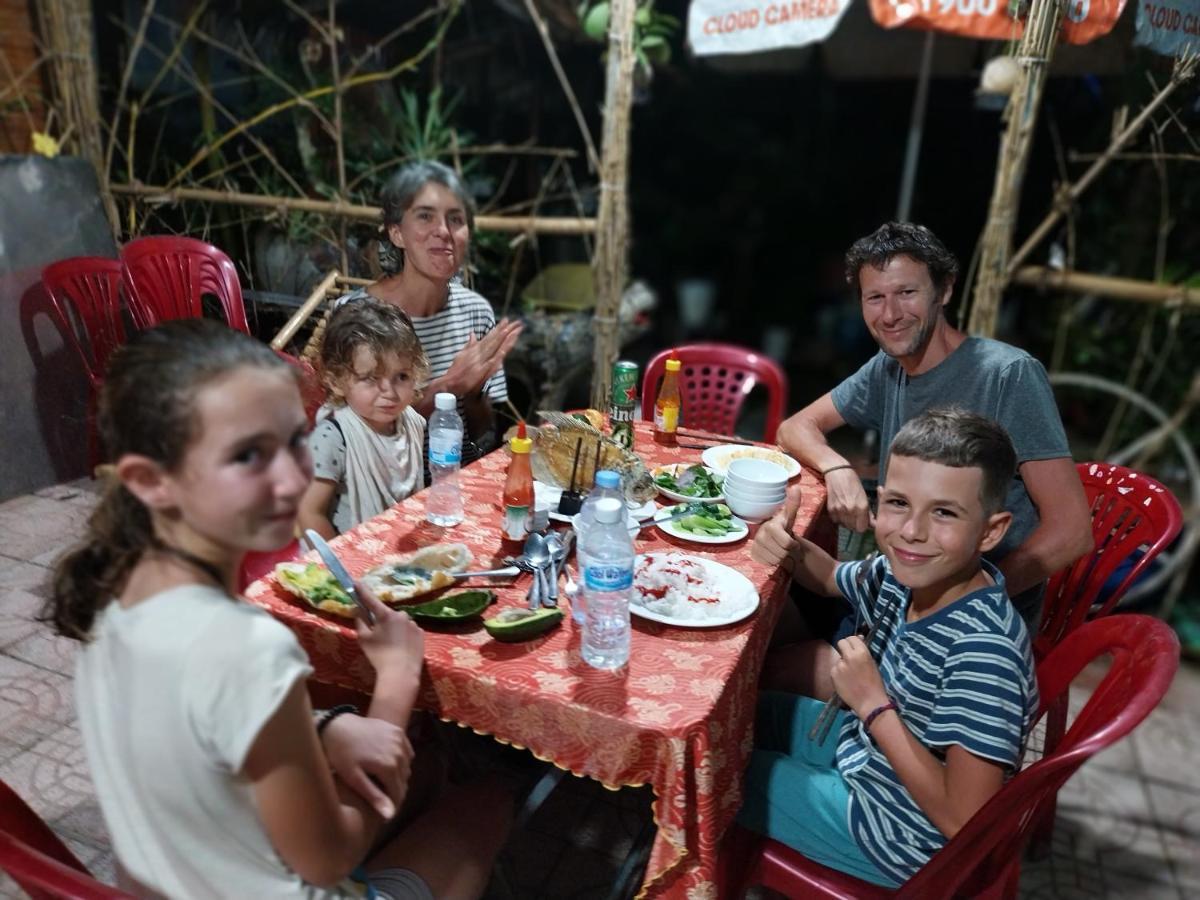 Bentrestay Giong Tu Dien Exteriér fotografie