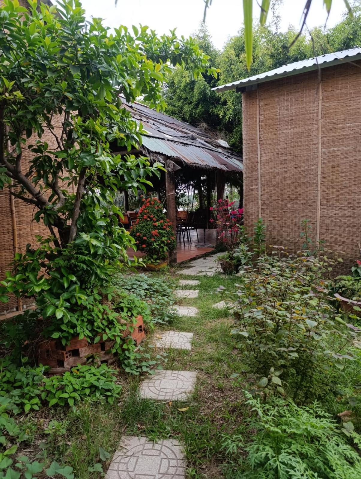 Bentrestay Giong Tu Dien Exteriér fotografie